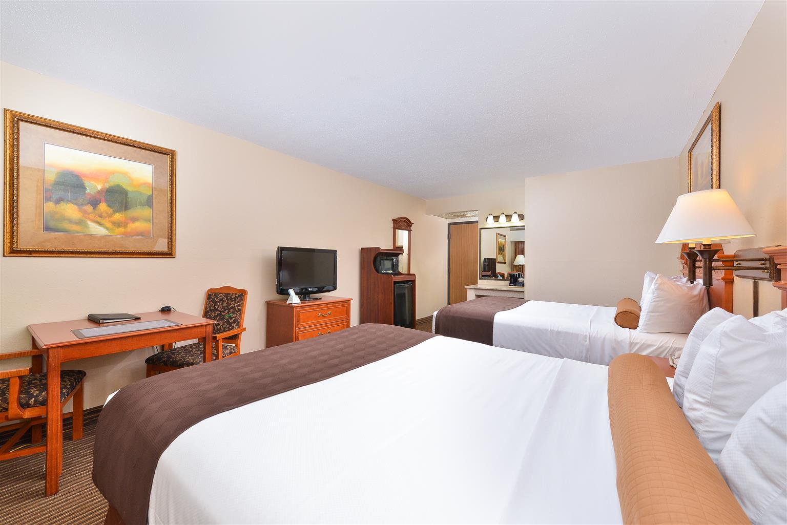 Revel Hotel Minot - Surestay Collection By Best Western Exteriör bild